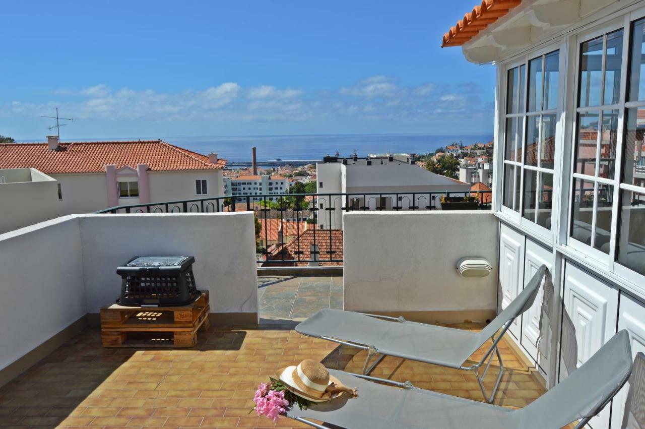 Top Floor With Balcony In Funchal Kültér fotó